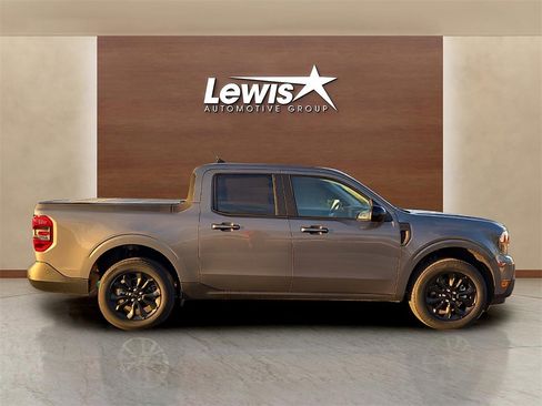 Used 2024 Ford Maverick Lariat w/ Black Appearance Package image 5