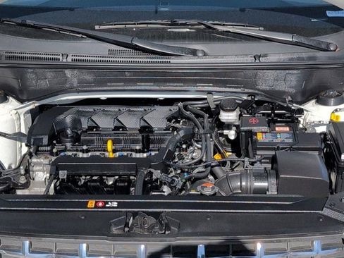 Used 2025 Hyundai Venue SEL FWD image 34