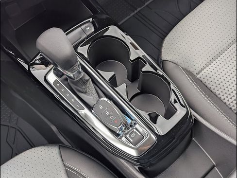 New 2026 Chevrolet Trax LT w/ LT Convenience Package FWD image 25