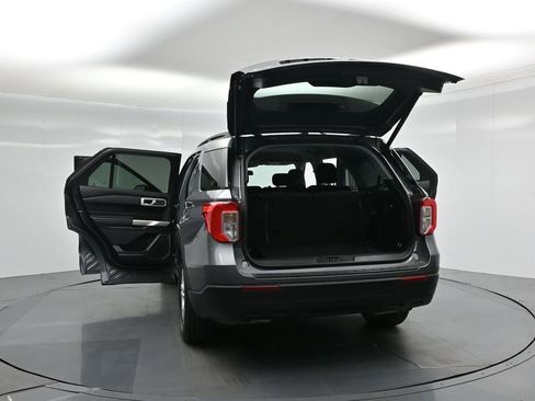 Certified 2022 Ford Explorer XLT image 37
