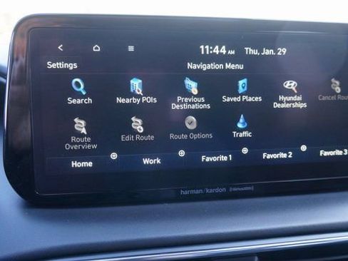 Used 2023 Hyundai Santa Fe Calligraphy image 17