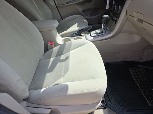 Used 2013 Toyota Corolla LE FWD image 22