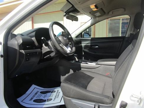 Used 2024 Nissan Sentra SV w/ All-Weather Package image 10