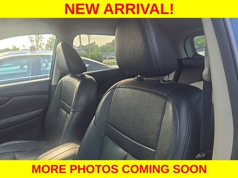 Used 2018 Nissan Rogue SL AWD/4WD image 7