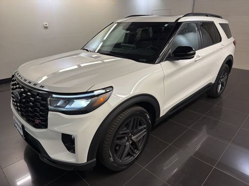 New 2026 Ford Explorer ST AWD/4WD image 3