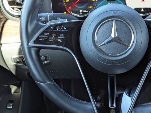 Used 2021 Mercedes-Benz E 350 Sedan image 22