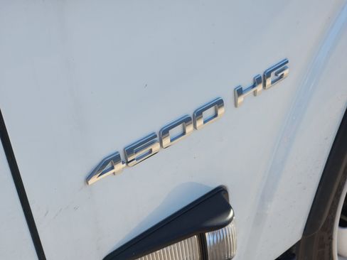 New 2024 Chevrolet Low Cab Forward image 8