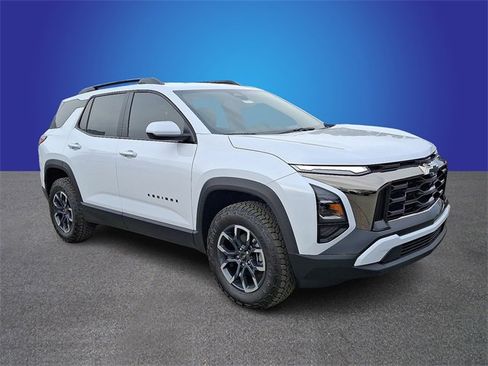 New 2026 Chevrolet Equinox ACTIV image 2