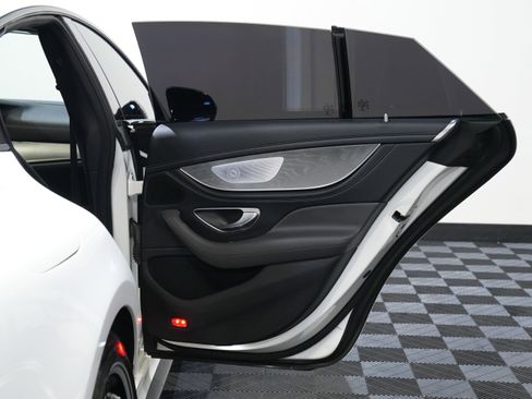 Used 2019 Mercedes-Benz AMG GT 63 w/ AMG Aerodynamics Package image 31