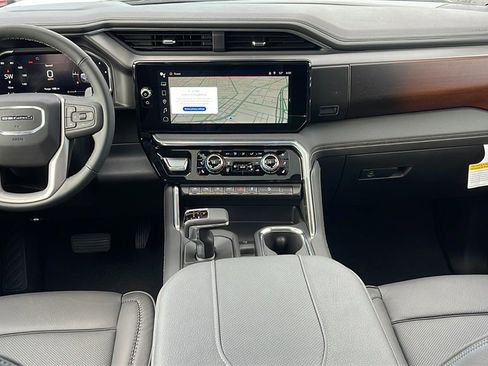 New 2026 GMC Sierra 1500 Denali w/ Denali Reserve Package image 19