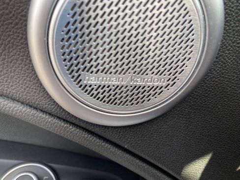 Used 2022 Alfa Romeo Stelvio Veloce image 13