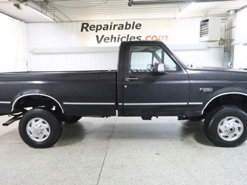 Used 1995 Ford F250 4x4 Regular Cab image 4