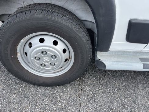 Used 2023 RAM ProMaster 2500 image 20