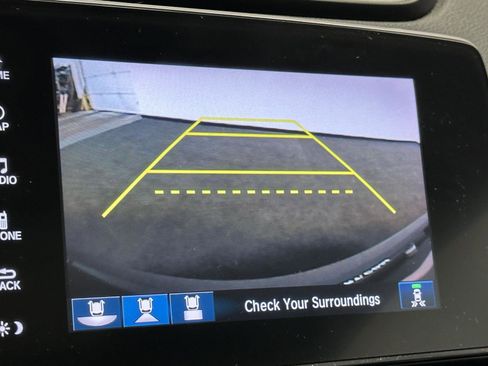 Used 2017 Honda CR-V Touring image 21