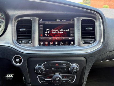 Used 2017 Dodge Charger R/T RWD image 25