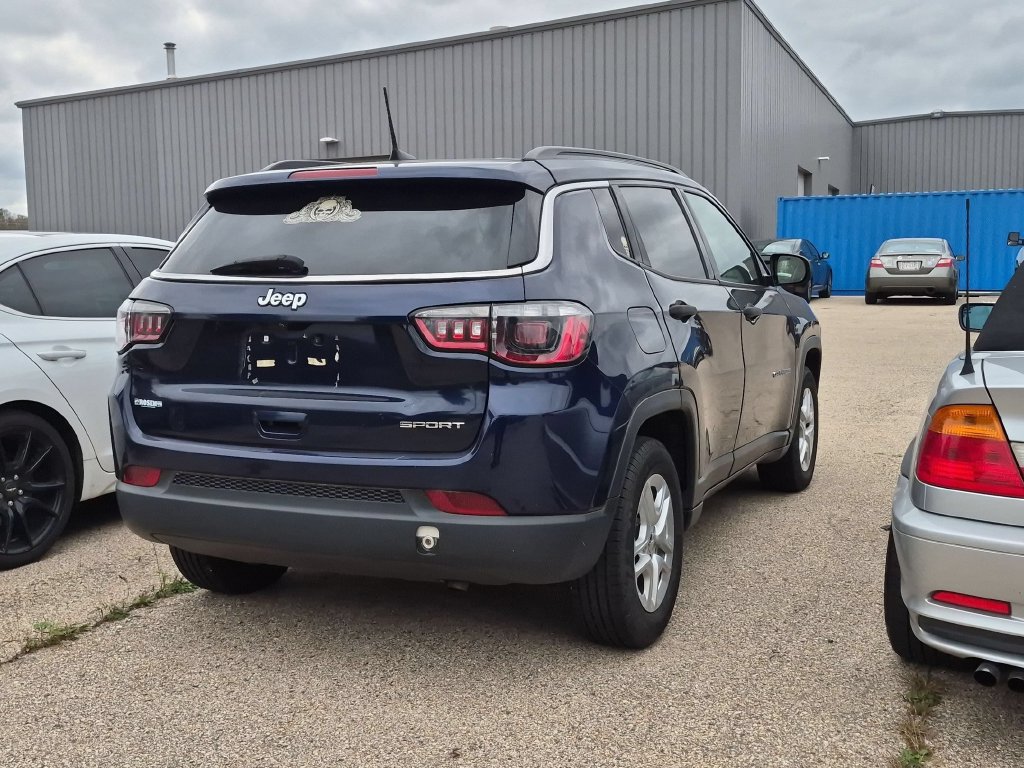 Used 2021 Jeep Compass Sport FWD image 2