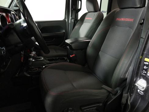 Used 2021 Jeep Gladiator Rubicon w/ Cold Weather Group AWD/4WD image 22