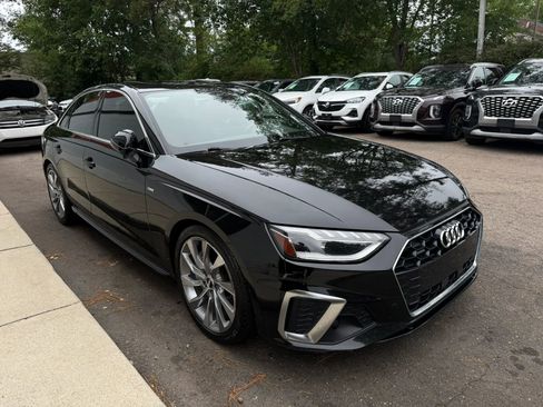 Used 2020 Audi A4 2.0T Premium Plus w/ Premium Plus Package AWD/4WD image 4