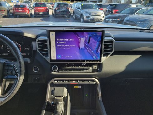 Used 2024 Toyota Tundra Limited image 26