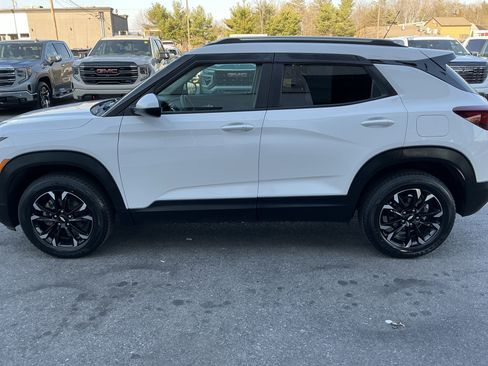 Used 2023 Chevrolet TrailBlazer LT w/ Convenience Package image 17