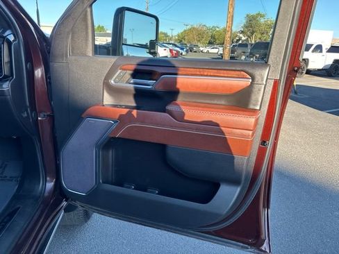 Used 2024 GMC Sierra 2500 Denali Ultimate AWD/4WD image 34