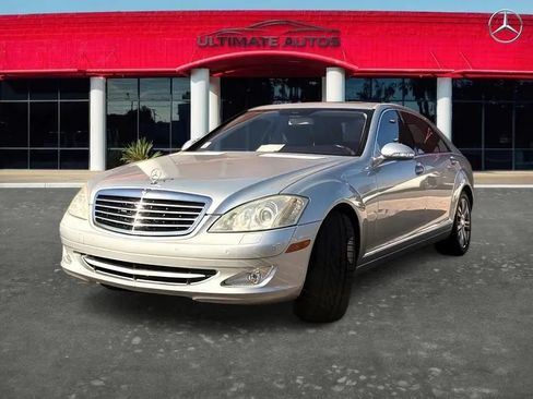 Used 2009 Mercedes-Benz S 550 image 2