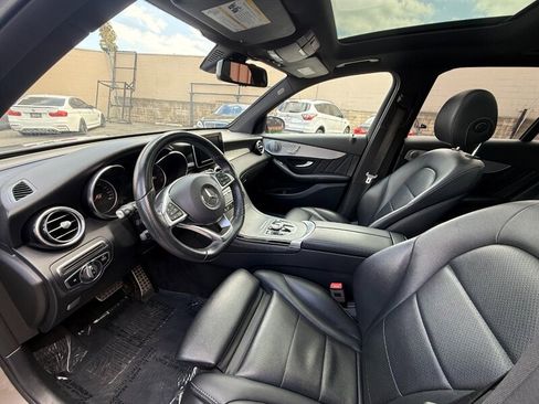Used 2019 Mercedes-Benz GLC 300 image 24