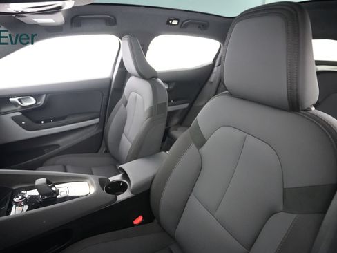 Used 2023 Polestar Polestar 2 w/ Pilot Pack AWD/4WD image 4