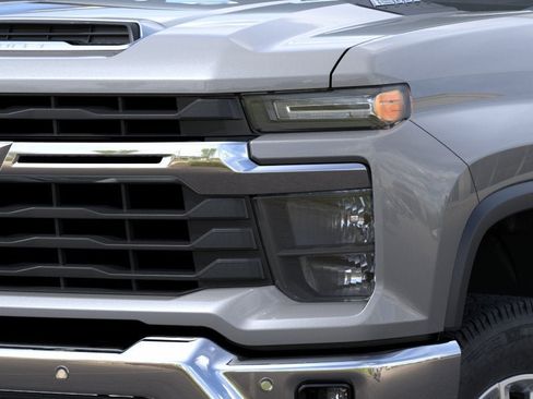 New 2026 Chevrolet Silverado 2500 LT w/ All Star Edition AWD/4WD image 10