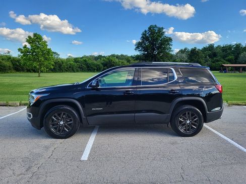 Used 2018 GMC Acadia SLT AWD/4WD image 4