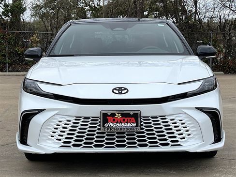 Used 2026 Toyota Camry XSE image 7