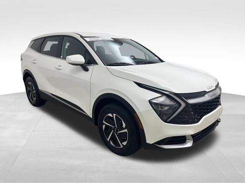 Used 2023 Kia Sportage LX AWD/4WD image 7