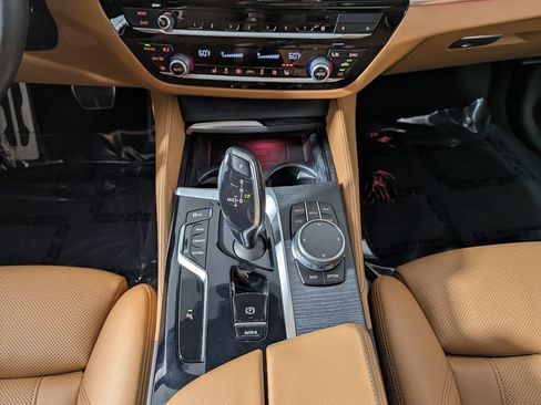 Certified 2023 BMW 530i xDrive w/ M Sport Package AWD/4WD image 40