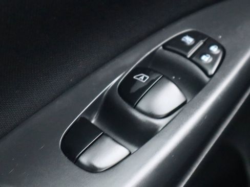 Used 2017 Nissan Sentra SV image 26