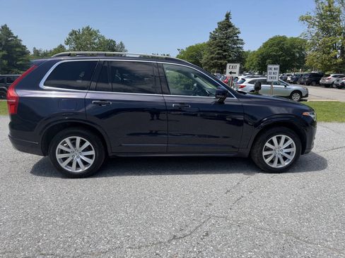Used 2016 Volvo XC90 T6 Momentum w/ Momentum Plus Package AWD/4WD image 6