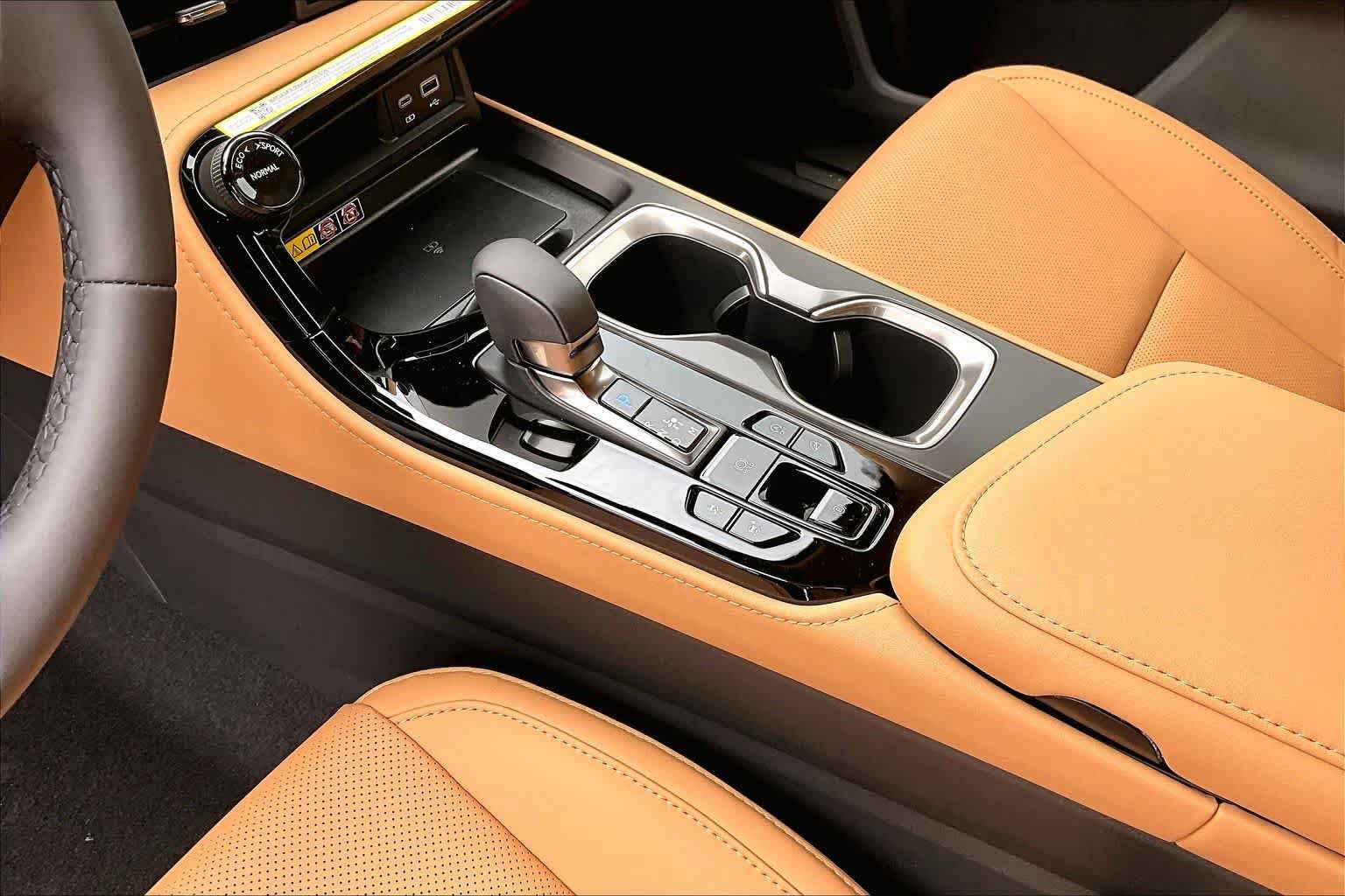 New 2026 Lexus NX 350 AWD w/ Accessory Package (2T) image 7