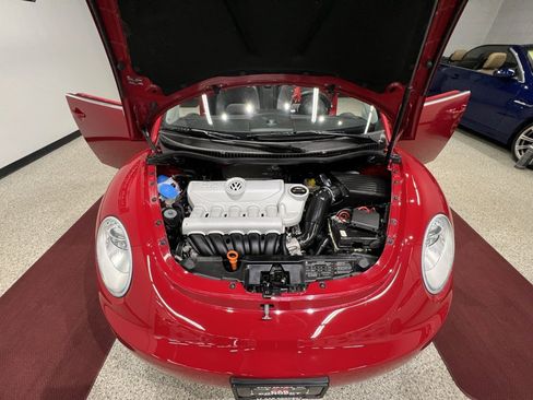 Used 2009 Volkswagen Beetle S image 41