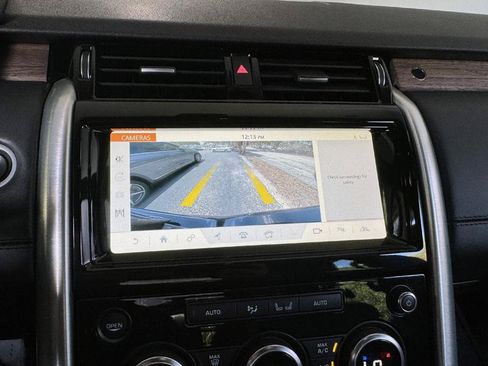 Used 2018 Land Rover Discovery HSE Luxury AWD/4WD image 27