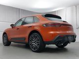 Certified 2025 Porsche Macan image 3