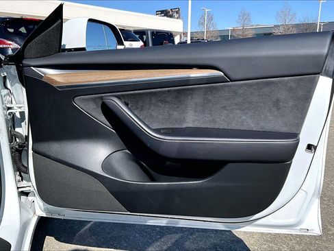 Used 2023 Tesla Model 3 Performance image 21