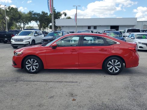 Used 2023 Honda Civic LX image 5