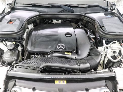 Used 2022 Mercedes-Benz GLC 300 image 27