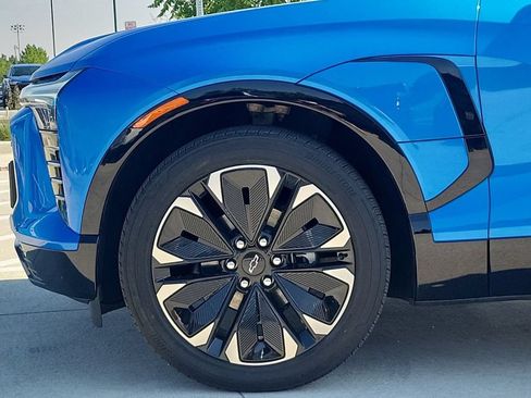 Used 2024 Chevrolet Blazer EV RS AWD/4WD image 38