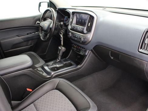 Used 2021 Chevrolet Colorado Z71 w/ Safety Package AWD/4WD image 36