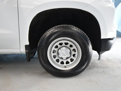 Used 2025 Chevrolet Silverado 1500 W/T w/ Trailering Package AWD/4WD image 34