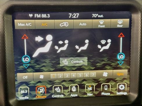 Used 2023 Jeep Wrangler Unlimited Sahara w/ Cold Weather Group AWD/4WD image 20