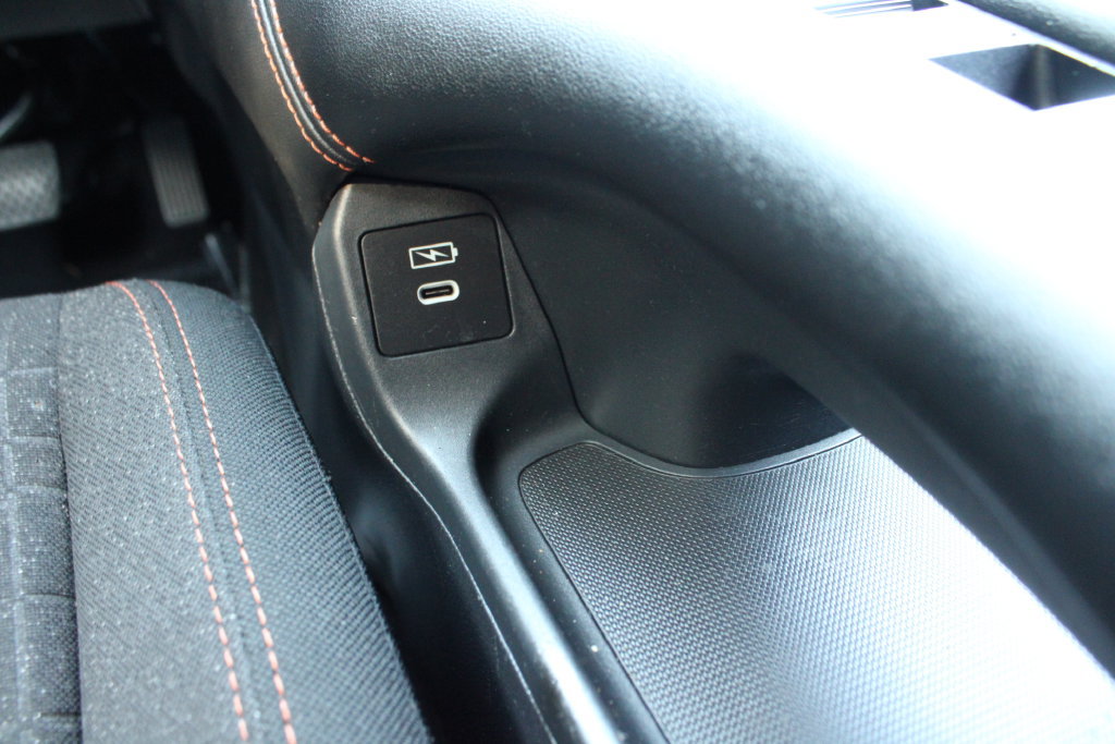 Used 2025 Honda HR-V Sport image 25