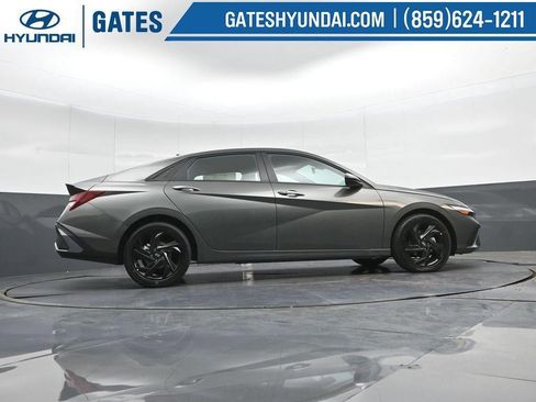New 2026 Hyundai Elantra Sport FWD image 32