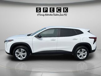 Used 2025 Chevrolet Trax LS FWD video 2