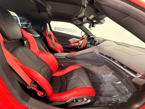 Used 2022 Chevrolet Corvette Stingray Preferred Cpe w/ Z51 Performance Package RWD image 33